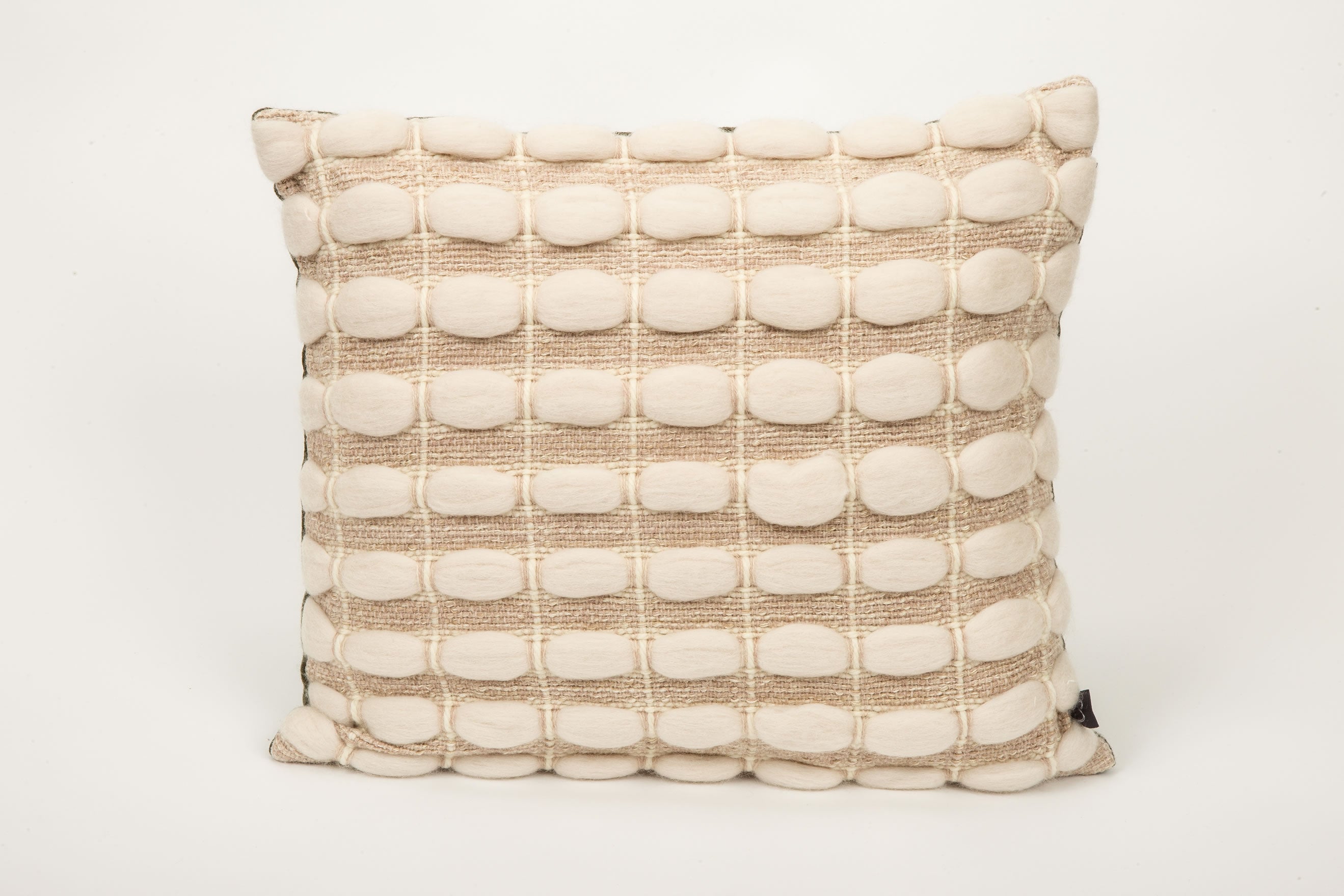 Brittany Collection: 'Pebbles' Cushion